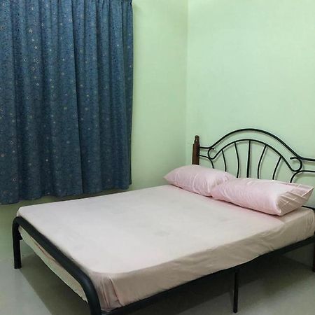 Afza Homestay Sura Free Unifi Kampong Sura Masjid Ngoại thất bức ảnh