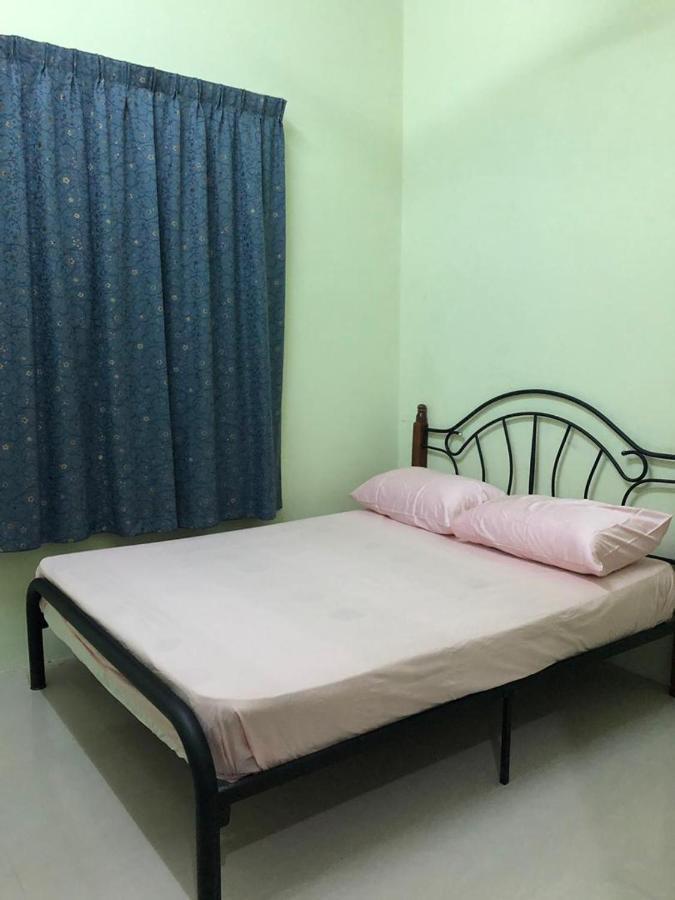 Afza Homestay Sura Free Unifi Kampong Sura Masjid Ngoại thất bức ảnh
